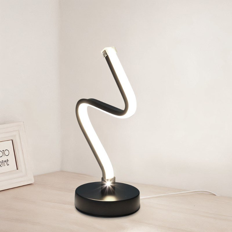 Lunaria - Elegante lampada da tavolo ricaricabile con controllo touch – Lampada notturna LED nera wireless per un'illuminazione raffinata