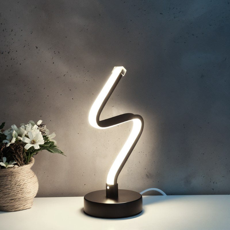 Lunaria - Elegante lampada da tavolo ricaricabile con controllo touch – Lampada notturna LED nera wireless per un'illuminazione raffinata