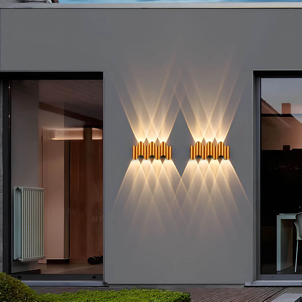 Lampada da parete in alluminio