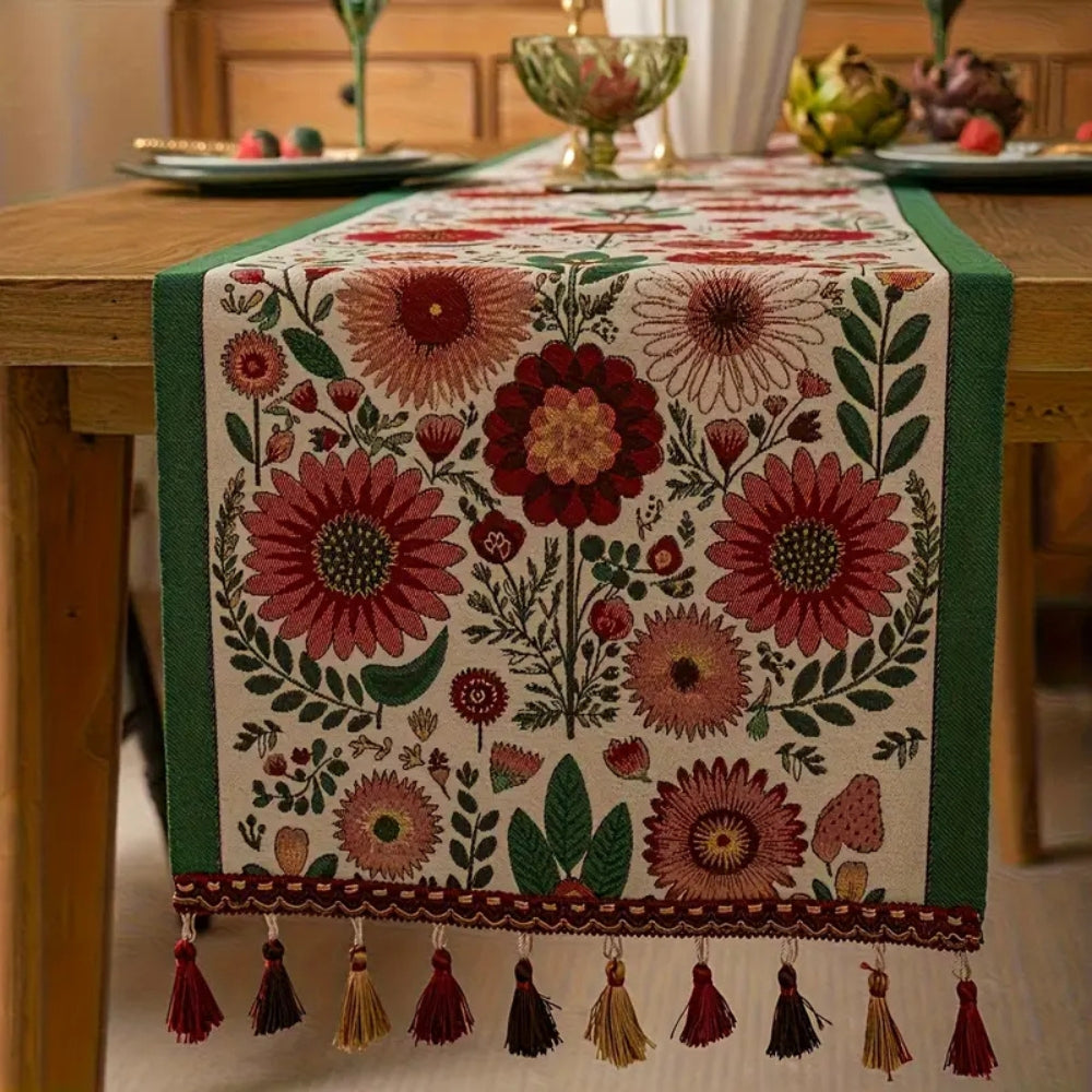 Runner da Tavola Ricamato con Frange Floreali