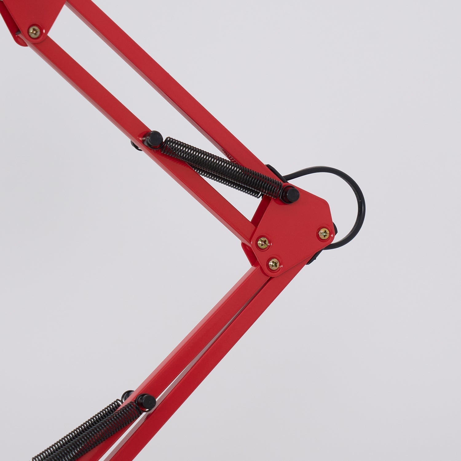 Velmora | Lampada da Scrivania Regolabile e Colorata con Braccio Meccanico e Design Plug-In