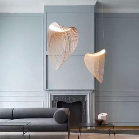 Lampada a sospensione in legno naturale