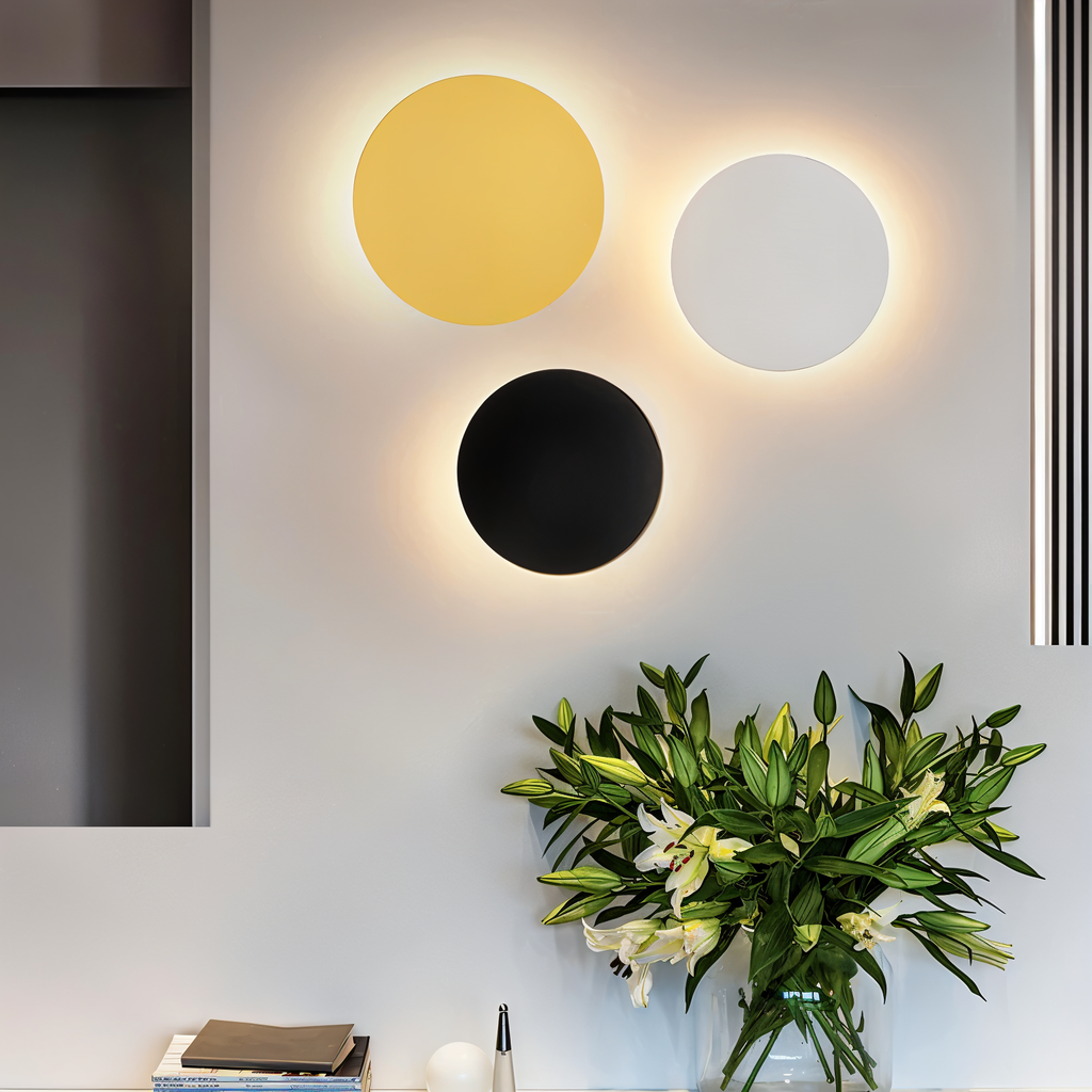 Lunaris – Lampada da Parete Moderna in Metallo con Luce LED Calda