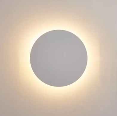Lunaris – Lampada da Parete Moderna in Metallo con Luce LED Calda