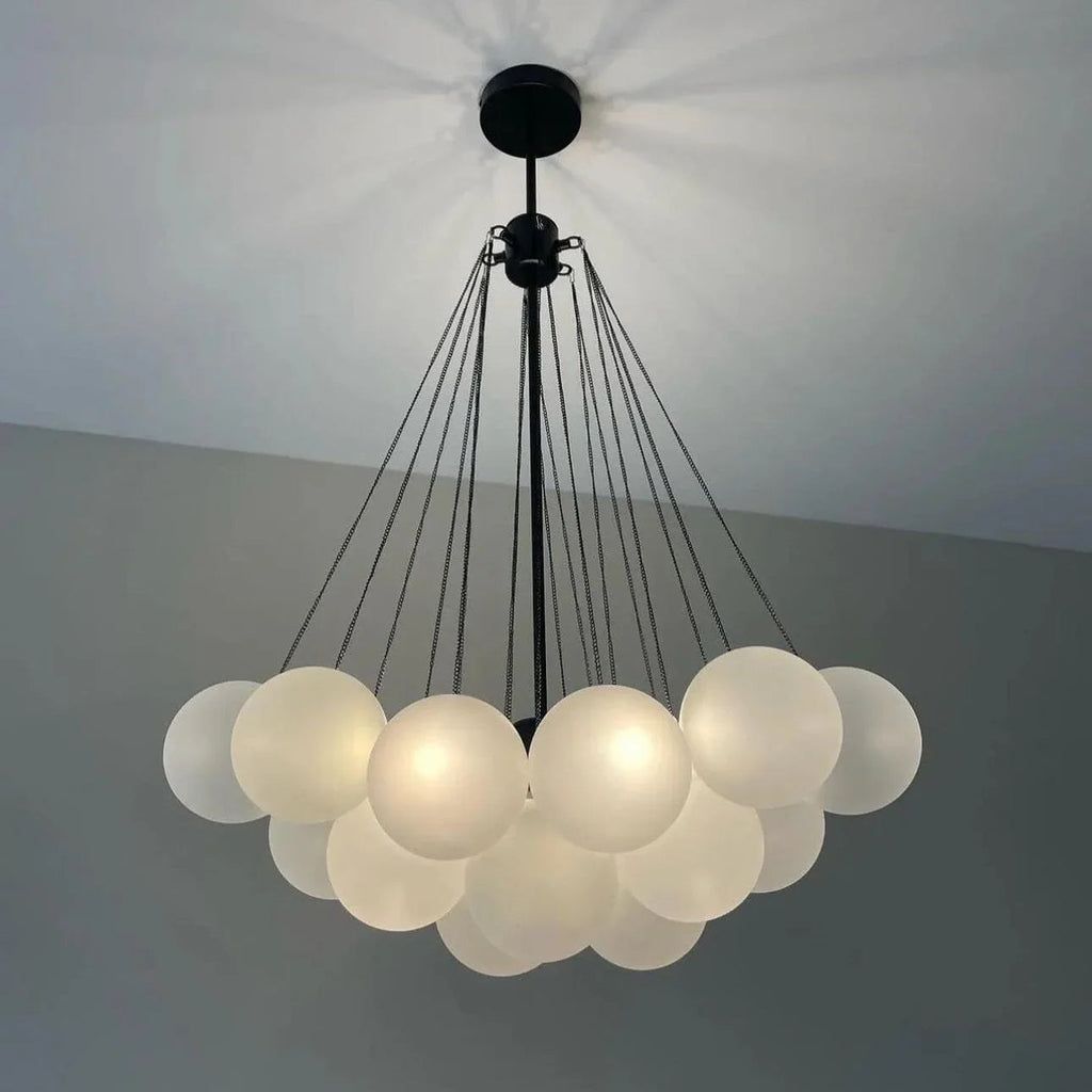 Lampadario Karlene con Palline Opache
