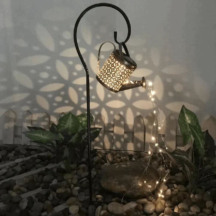Lampada da Giardino Solare | Design Annaffiatoio | Gioco di Luce con Effetto Pioggia Morbida | GardenGlow