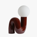 Avellon | Elegante Lampada da Tavolo con Base Scultorea e Luce Ambientale Soffusa