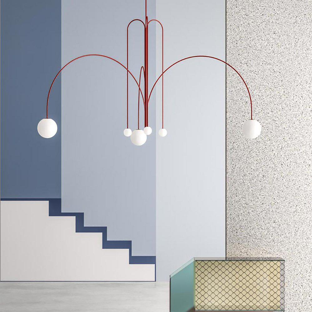 Illuminazione elegante che aggiunge raffinatezza a ogni ambiente