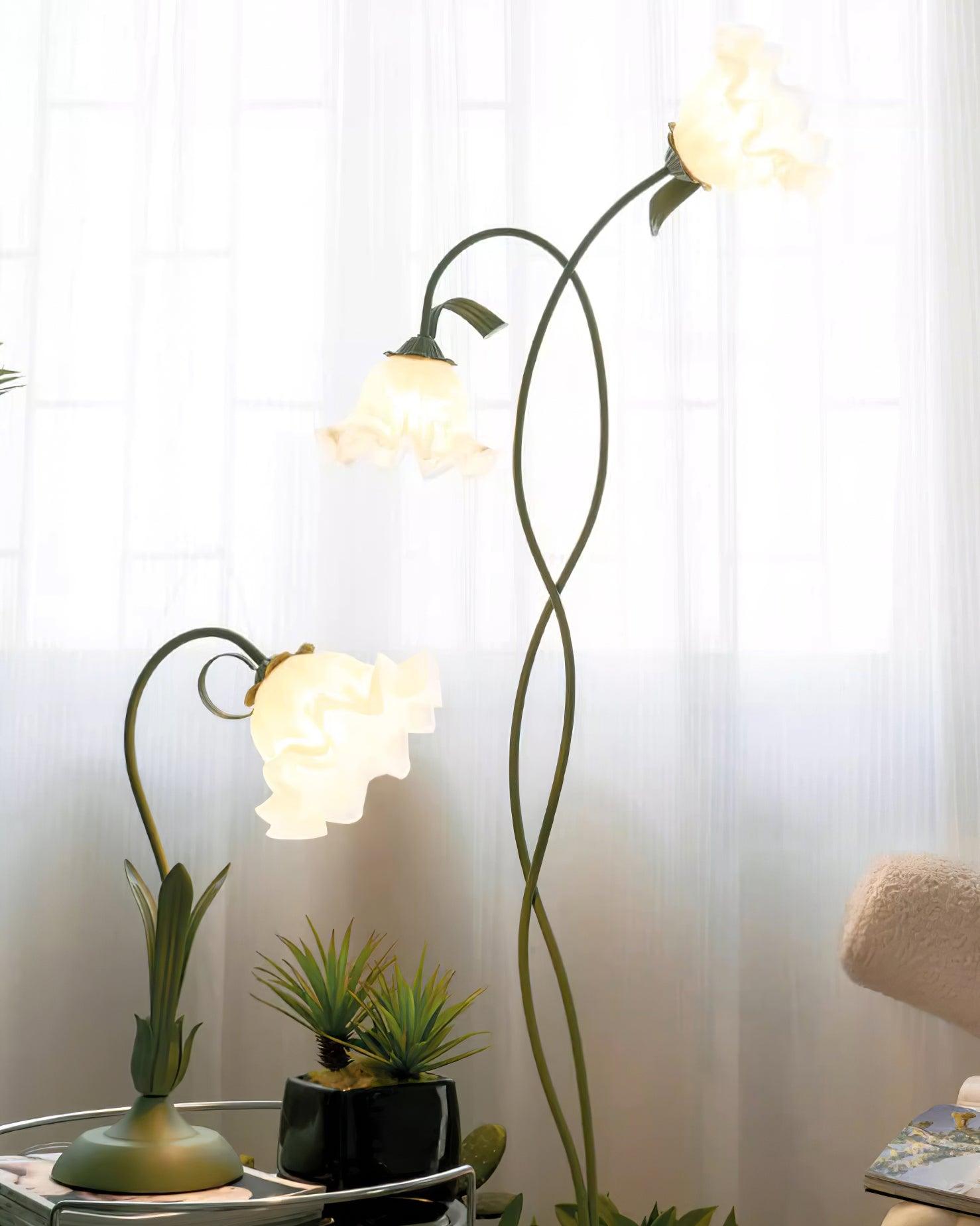 Arvella | Lampada da Terra Elegante con Illuminazione Ambientale Morbida