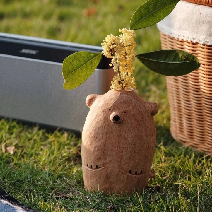 Deliziosa piccola vaso di fiori a forma di orso