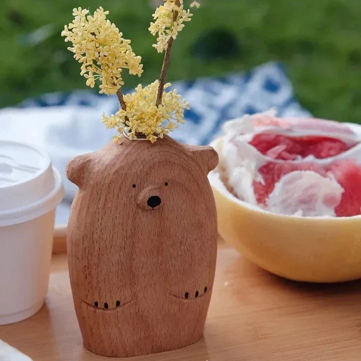 Deliziosa piccola vaso di fiori a forma di orso
