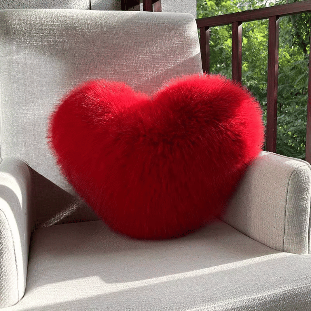 HUGNEST – Cuscino in pelliccia sintetica a forma di cuore per ambienti caldi e moderni