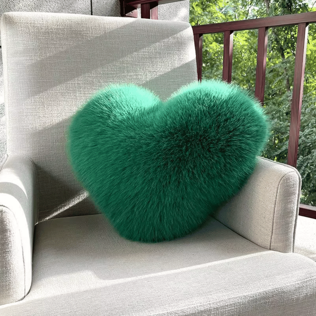 HUGNEST – Cuscino in pelliccia sintetica a forma di cuore per ambienti caldi e moderni