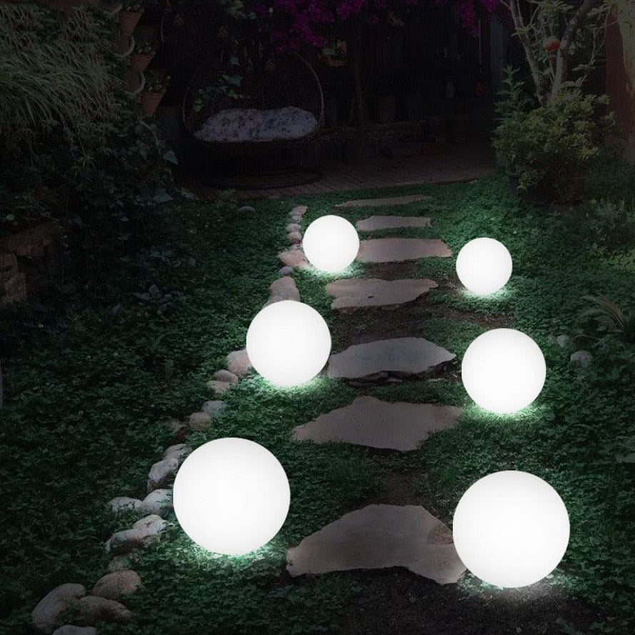 Luce da Giardino LED Rotonda Impermeabile con 16 Colori e Telecomando - Perfetta per Giardino, Portico e Feste