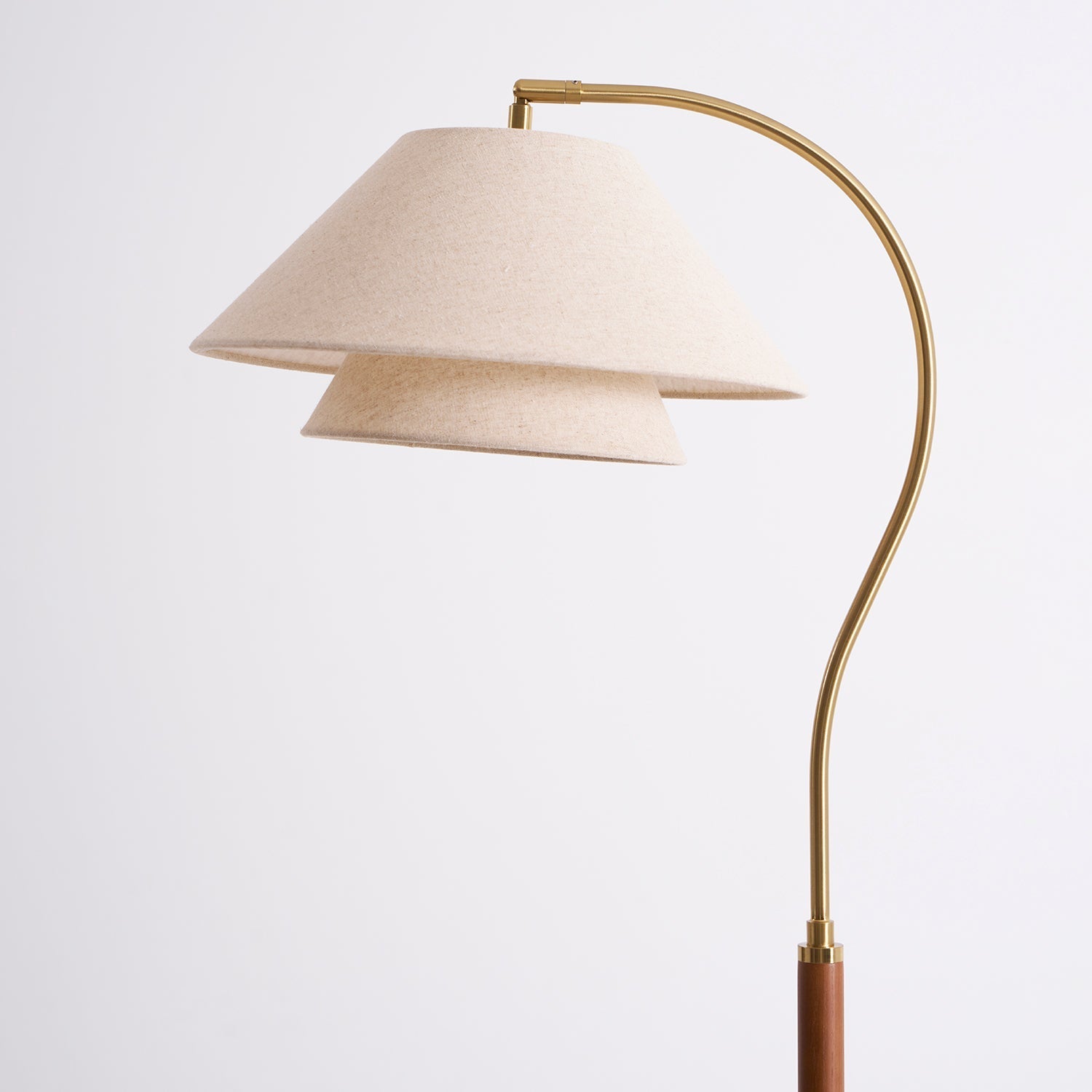Silvara | Lampada da Terra Moderna con Design a Doppio Paralume in Tessuto per Ambienti Raffinati