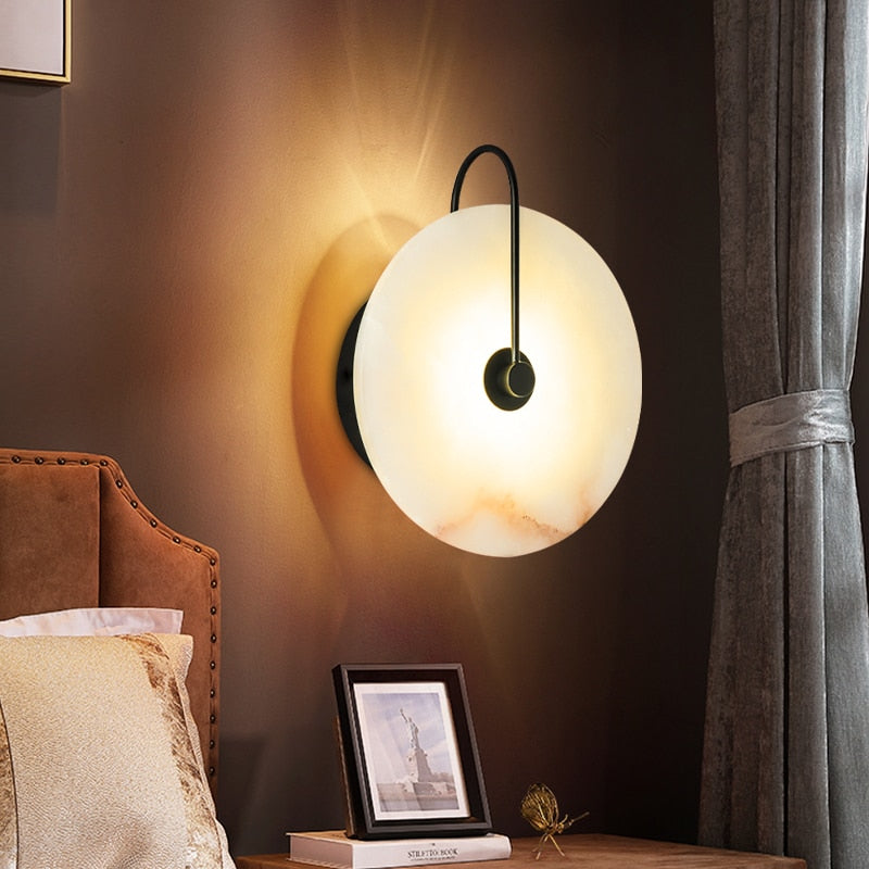 Applique LED di lusso con finitura in marmo per interni eleganti