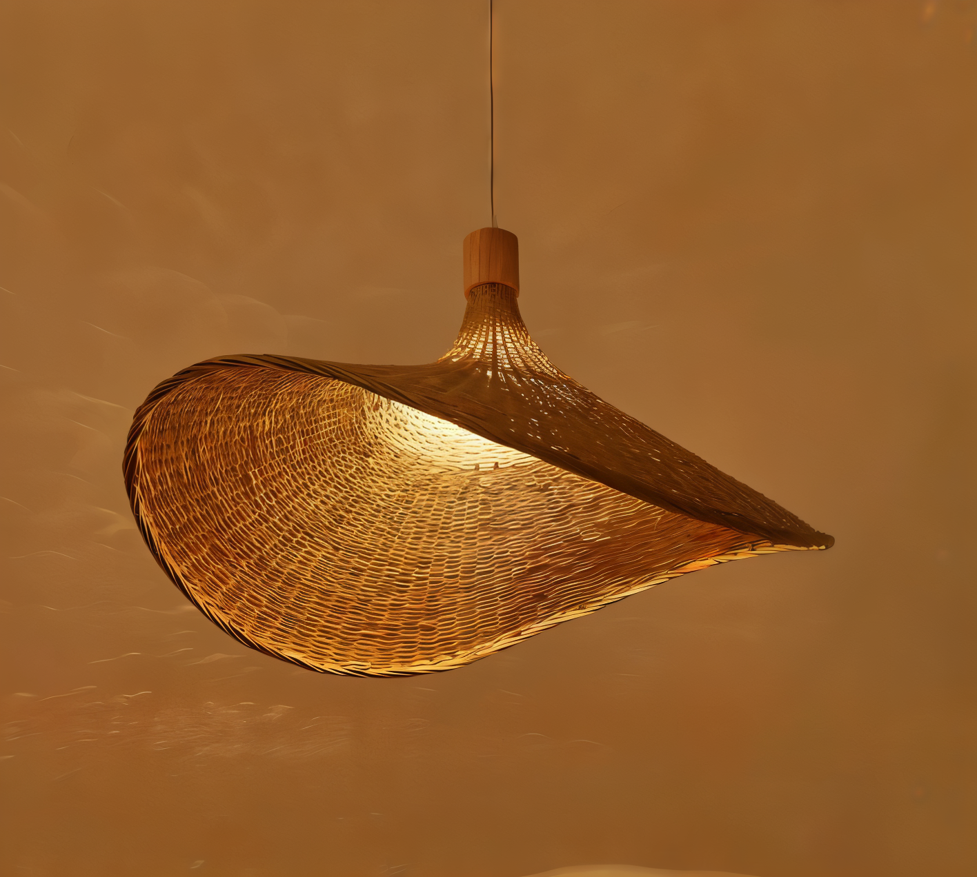 BambWicker – Lampada a Sospensione in Rattan Fatta a Mano in Bambù Naturale