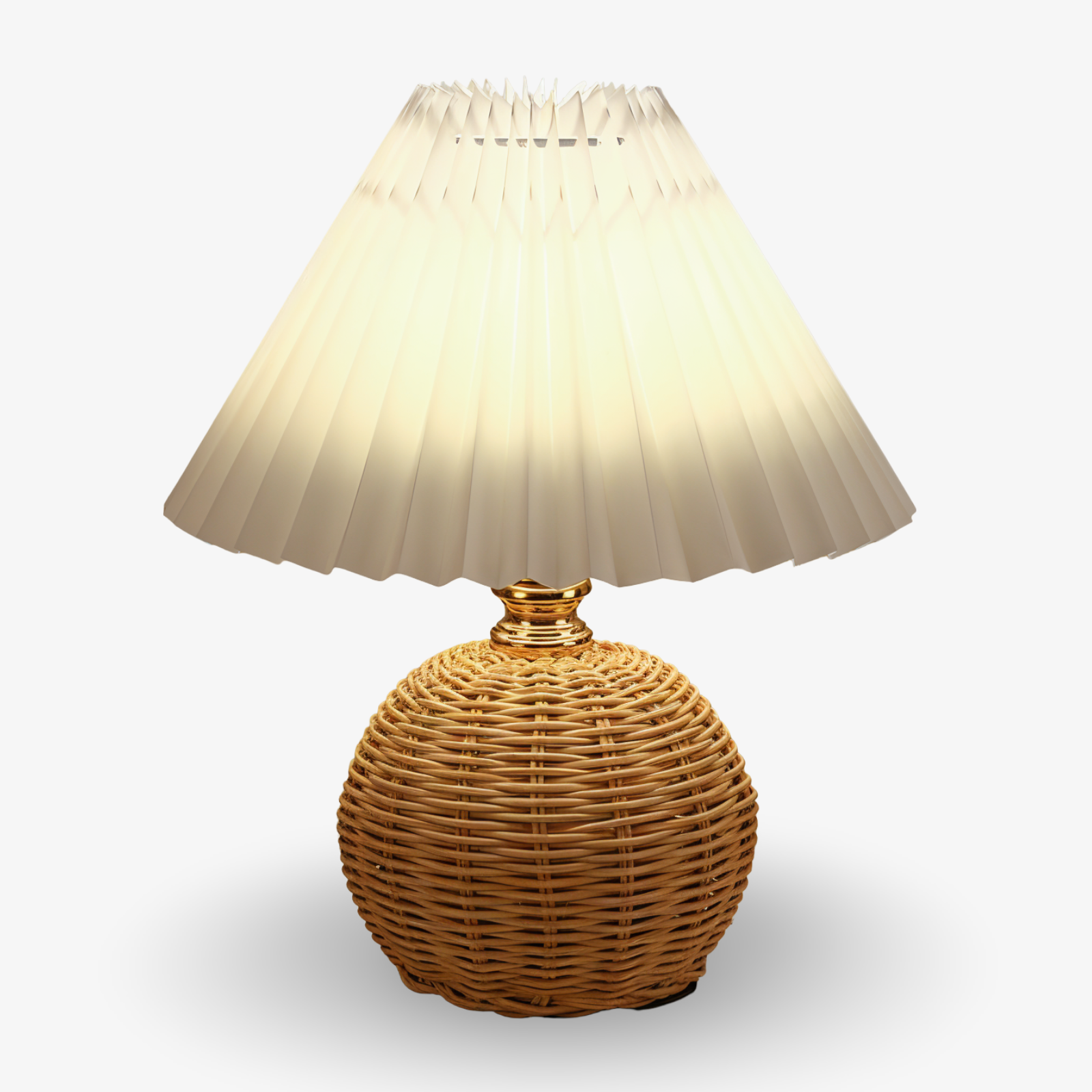 Brolly – Lampada da Tavolo Plissettata in Rattan con Paralume Conico