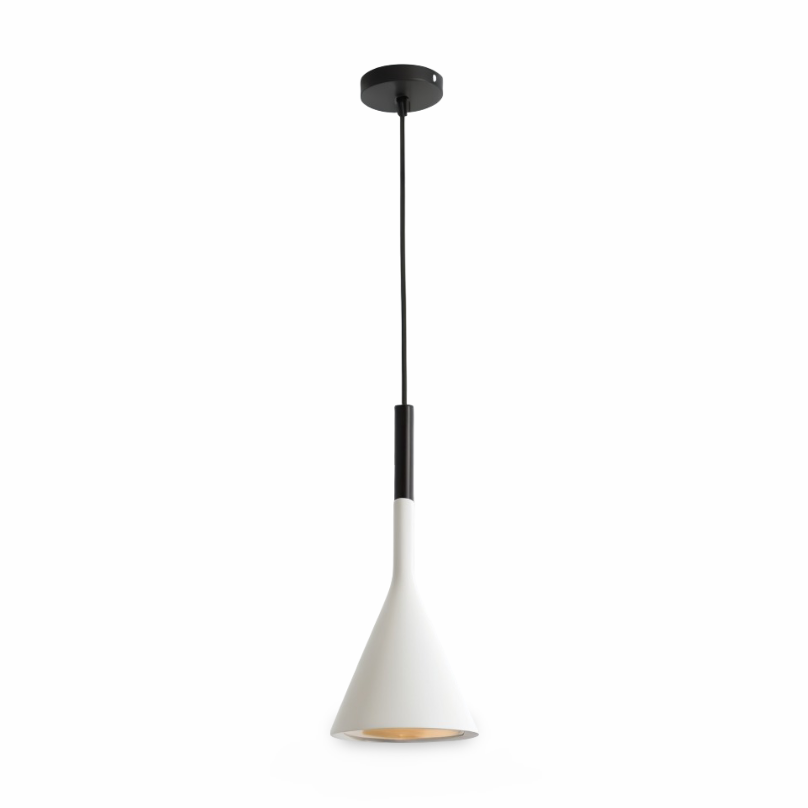 NordCone – Lampada a sospensione con design nordico moderno