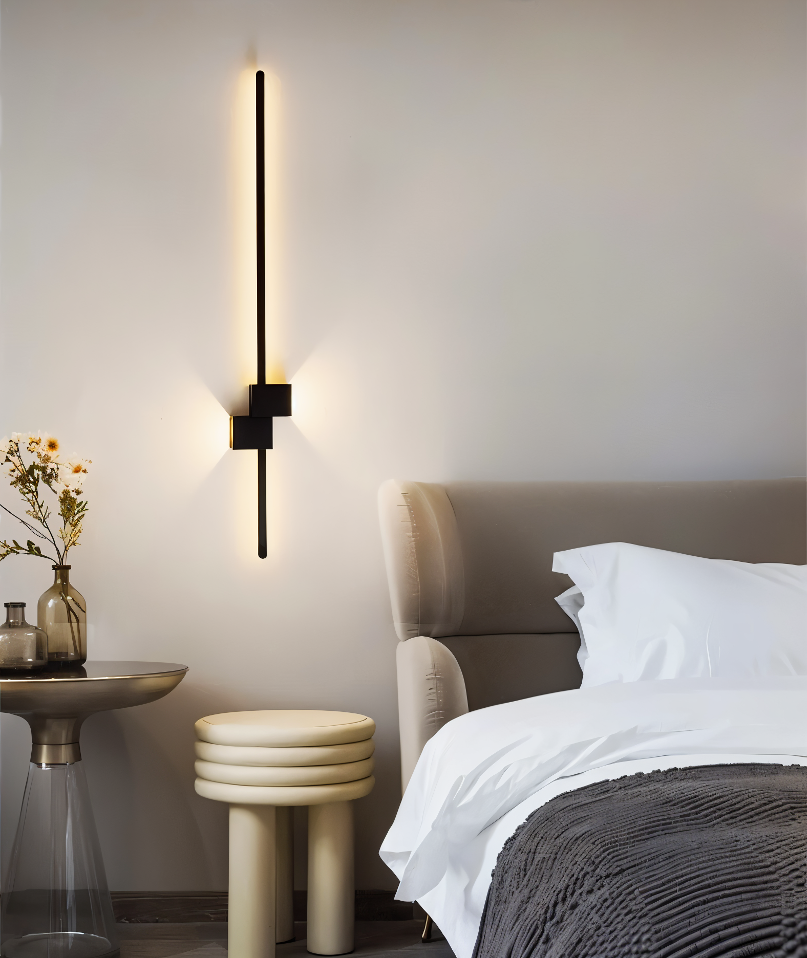 LinéaLux – Applique LED Nera Minimalista in Design Moderno e Lungo