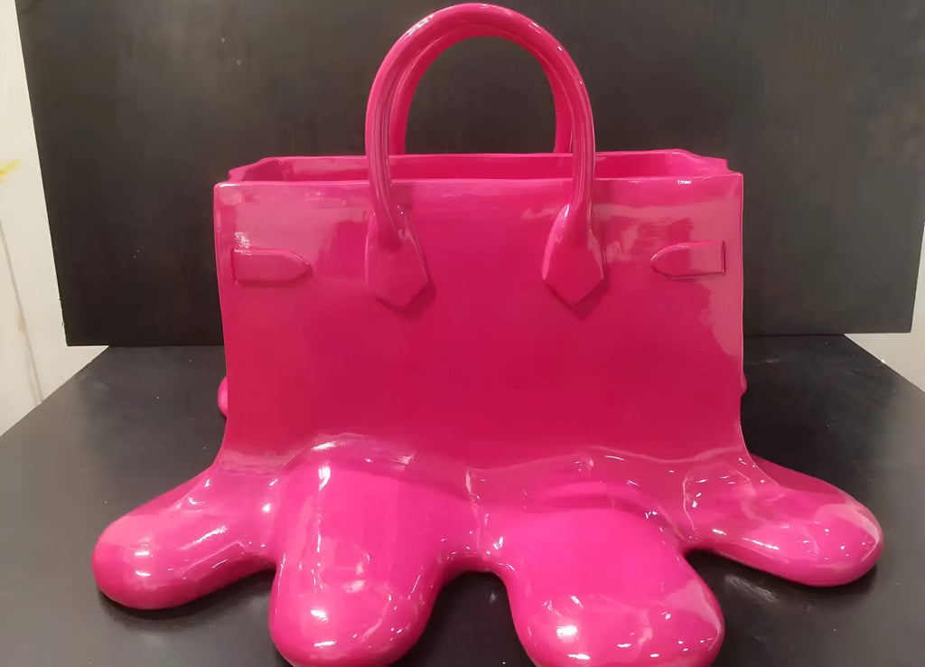 Melantha - Vaso Elegante in Resina con Silhouette di Borsa