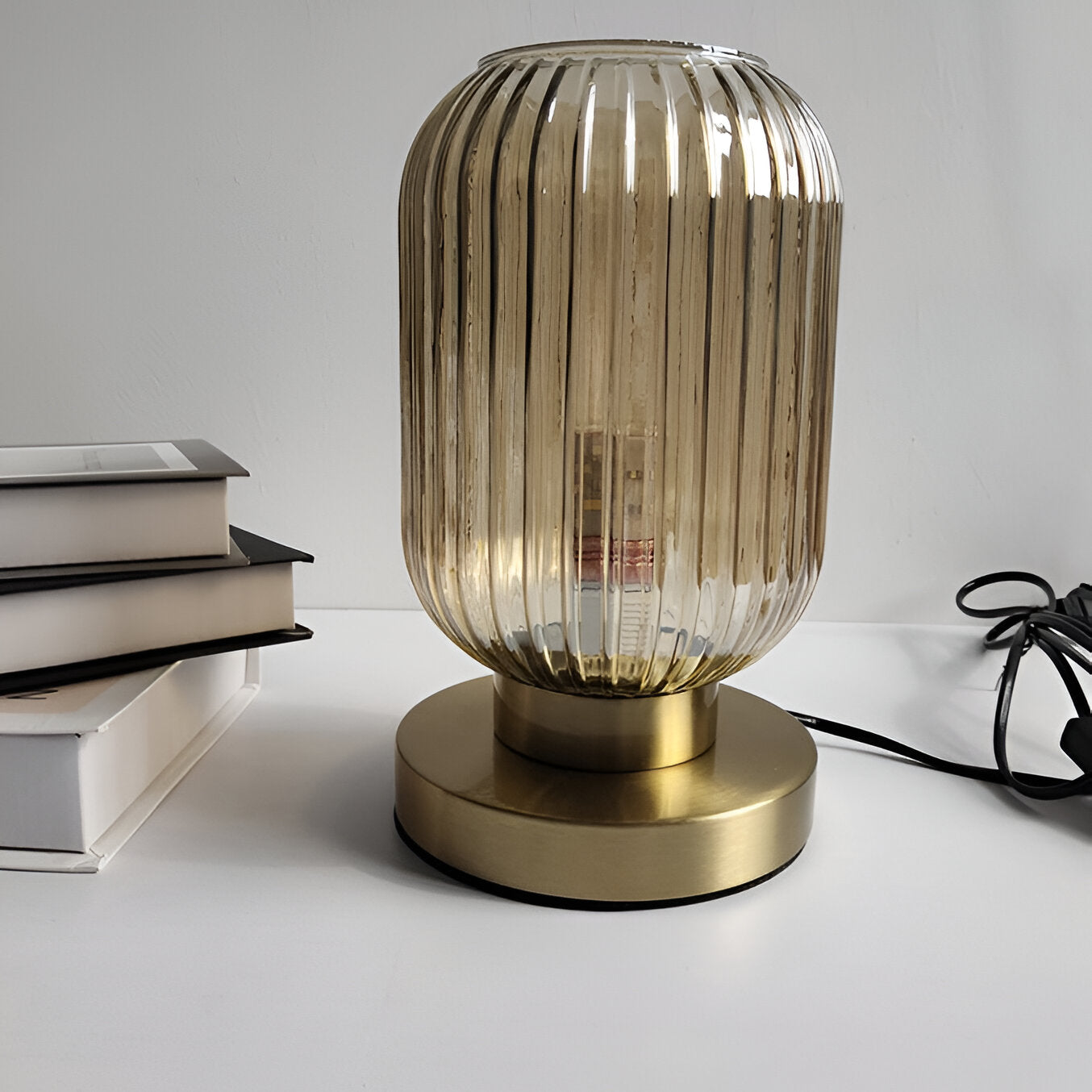 Oriantha - Lampada da Tavolo Nordica con Vetro Rigato