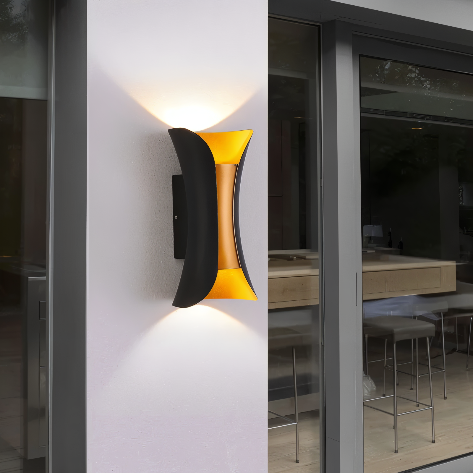 DualGlow Applique – Applique LED Doppia Faccia per Esterni in Design Nero/Oro