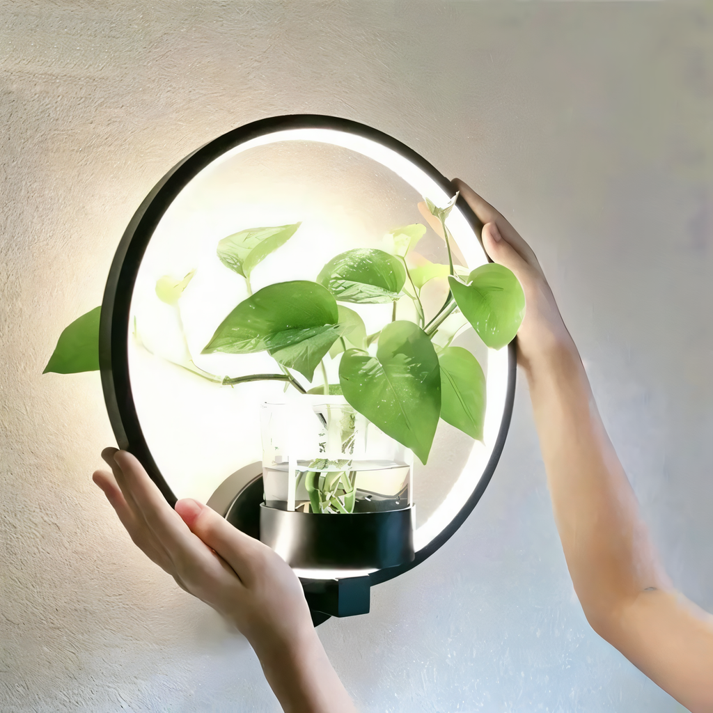 LumiGrow – Lampada da Parete LED Minimalista con Portavaso Integrato