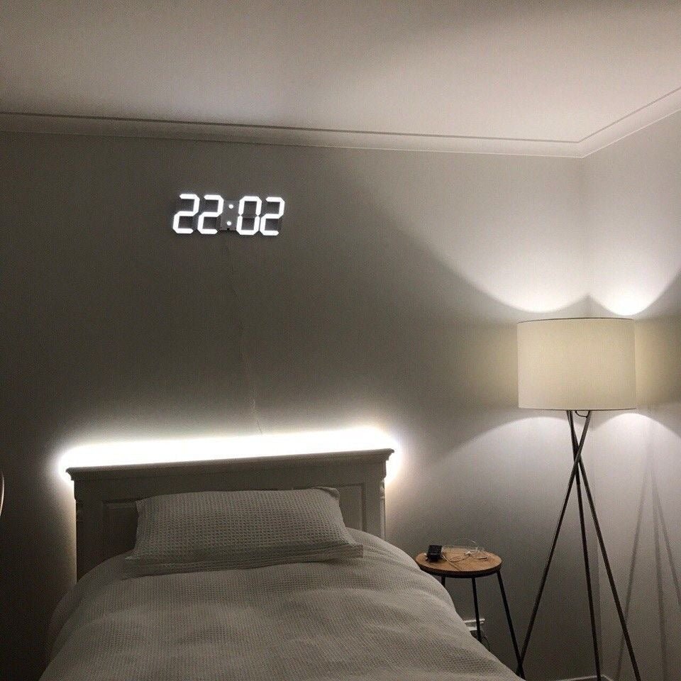 Orologio da Parete Digitale 3D LED – Design Moderno con Funzione Dimmer e Visibilità Ottimale