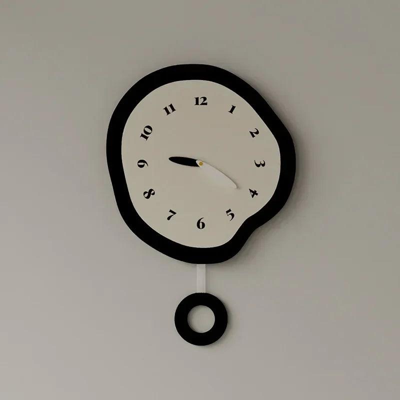 Orologio da Parete Irregolare – Design Moderno Silenzioso
