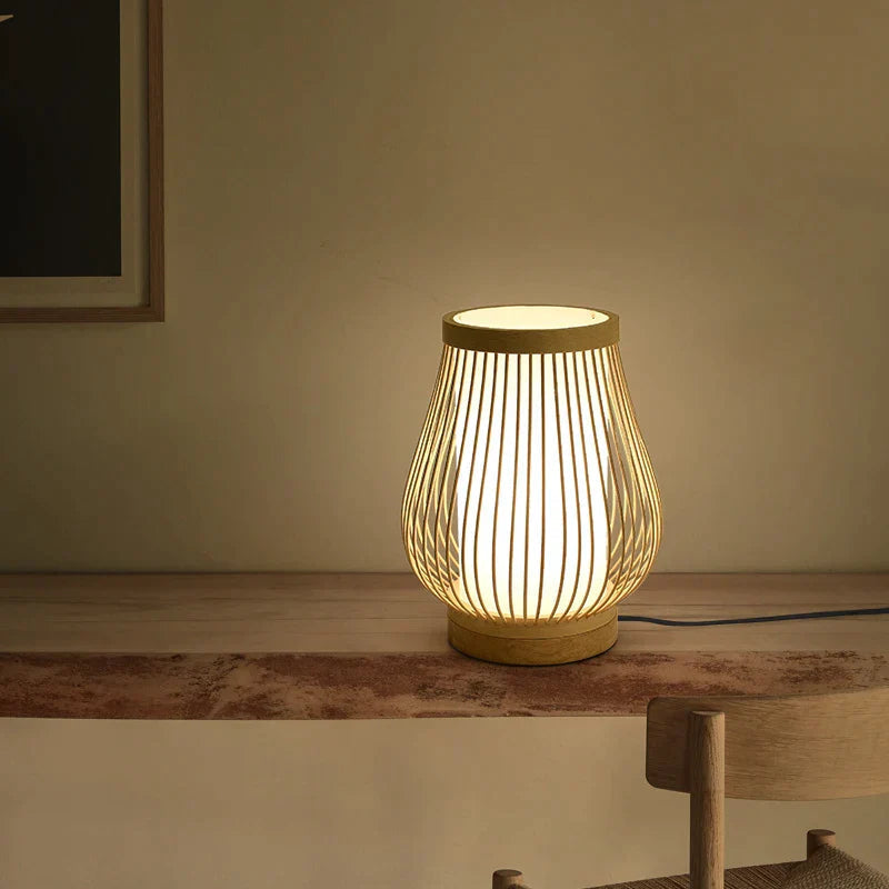 Lampada da Tavolo Zenro in Bambù e Legno – Design Giapponese per un Atmosfera Rilassante