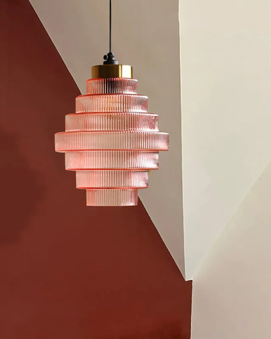 Elvoria | Lampada a sospensione in vetro architettonico con pannelli stratificati e design minimalista Japandi