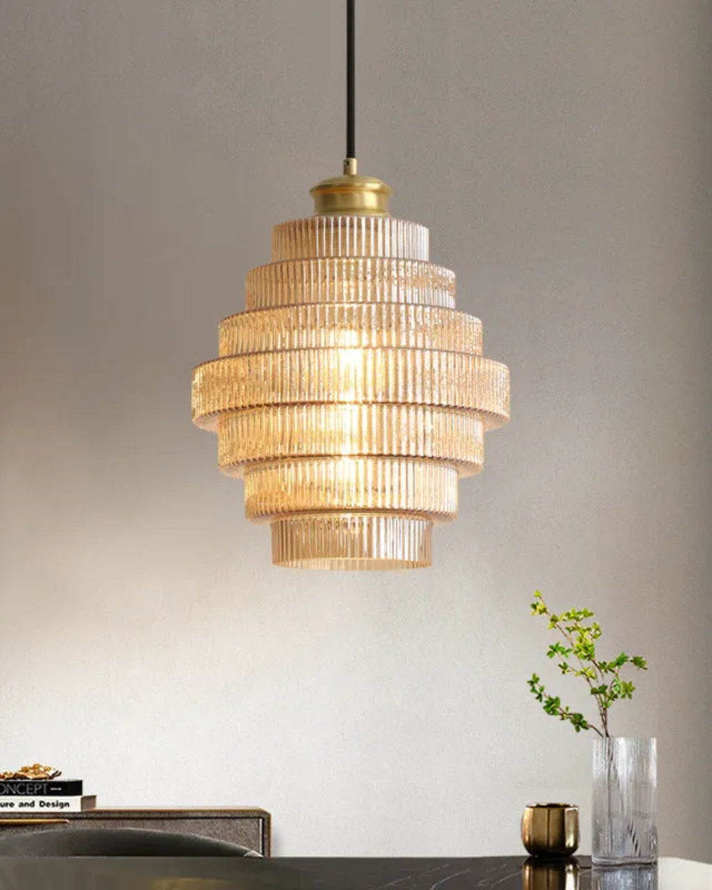 Elvoria | Lampada a sospensione in vetro architettonico con pannelli stratificati e design minimalista Japandi