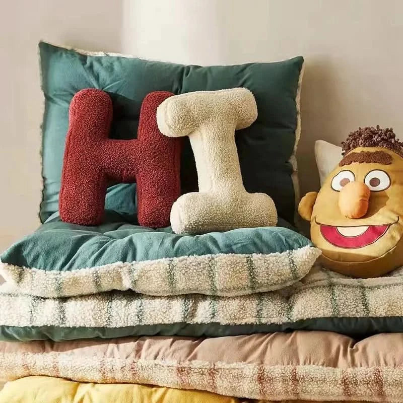 Cuscino Decorativo Lettera Personalizzato per Divano