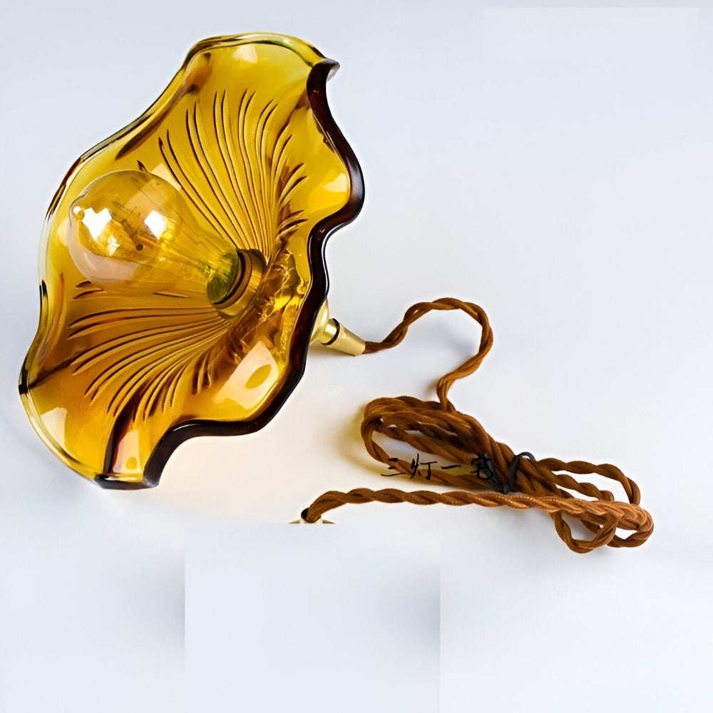 VividGlass – Lampada a Sospensione in Vetro Colorato con Accenti in Rame