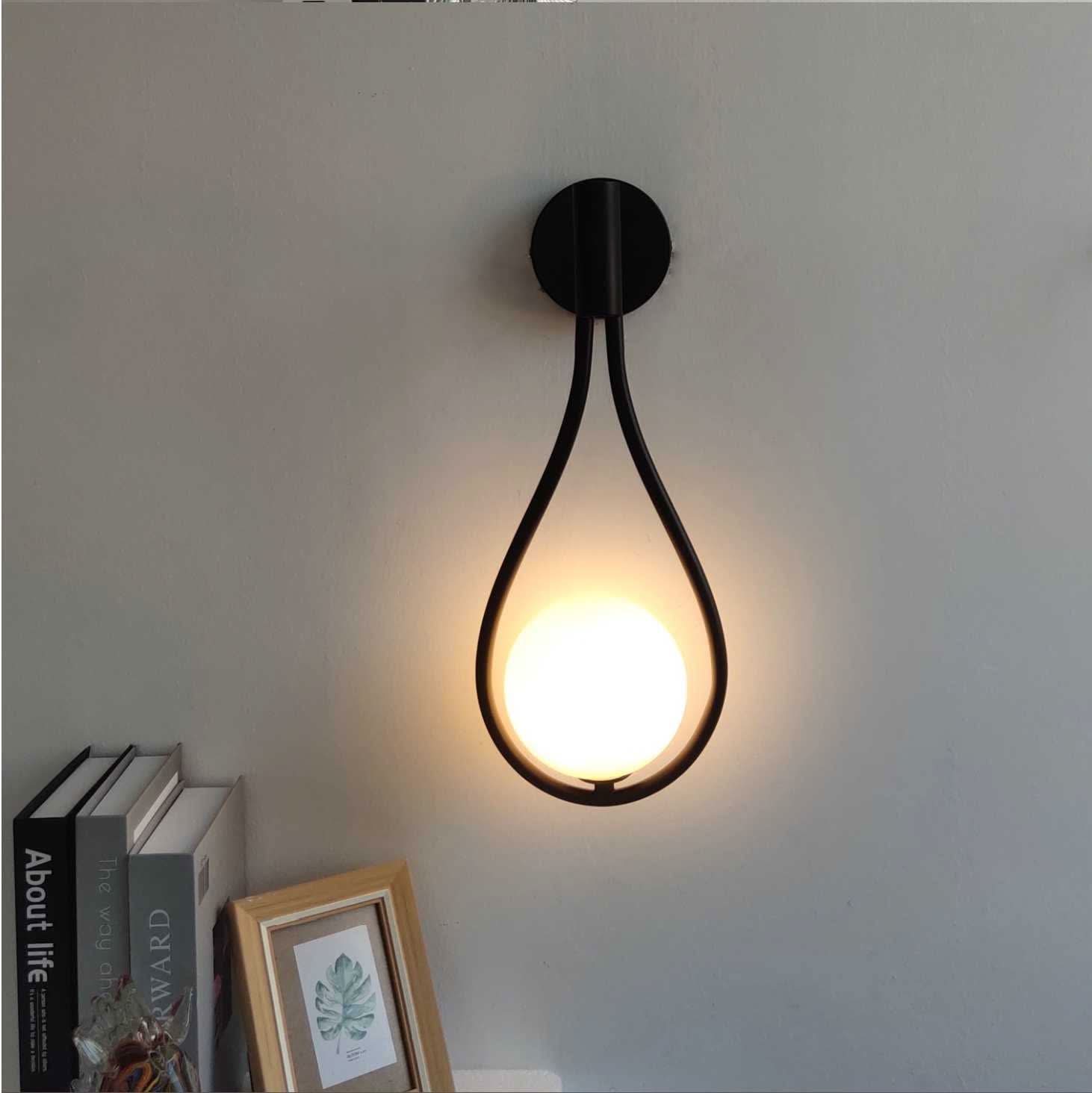 Lampada da Parete LED Scandinava – Lampada Minimalista in Legno e Metallo