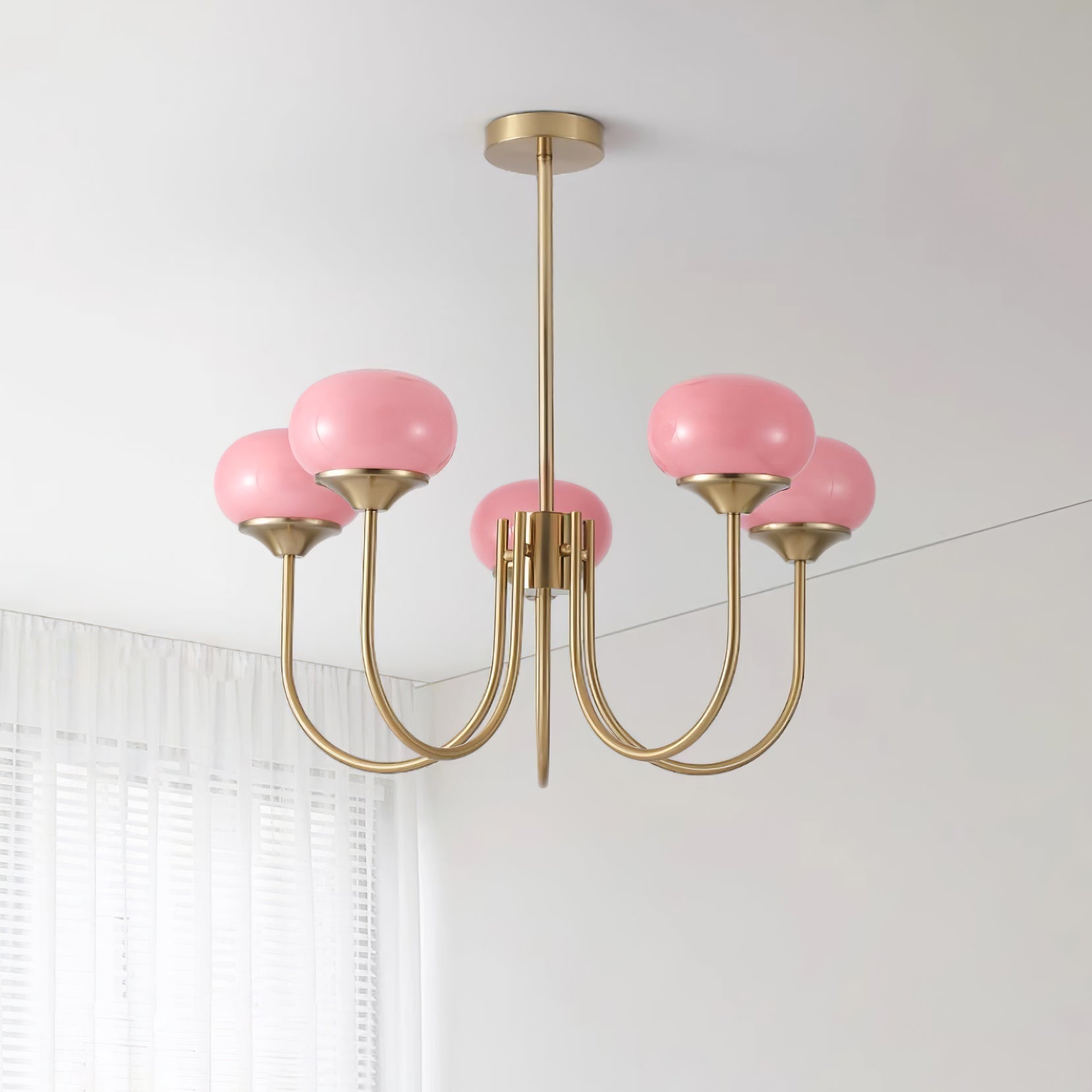 Aurevella | Lampadario Moderno Glam con Paralumi in Vetro Rosa per Spazi di Ristorazione e Camera da Letto