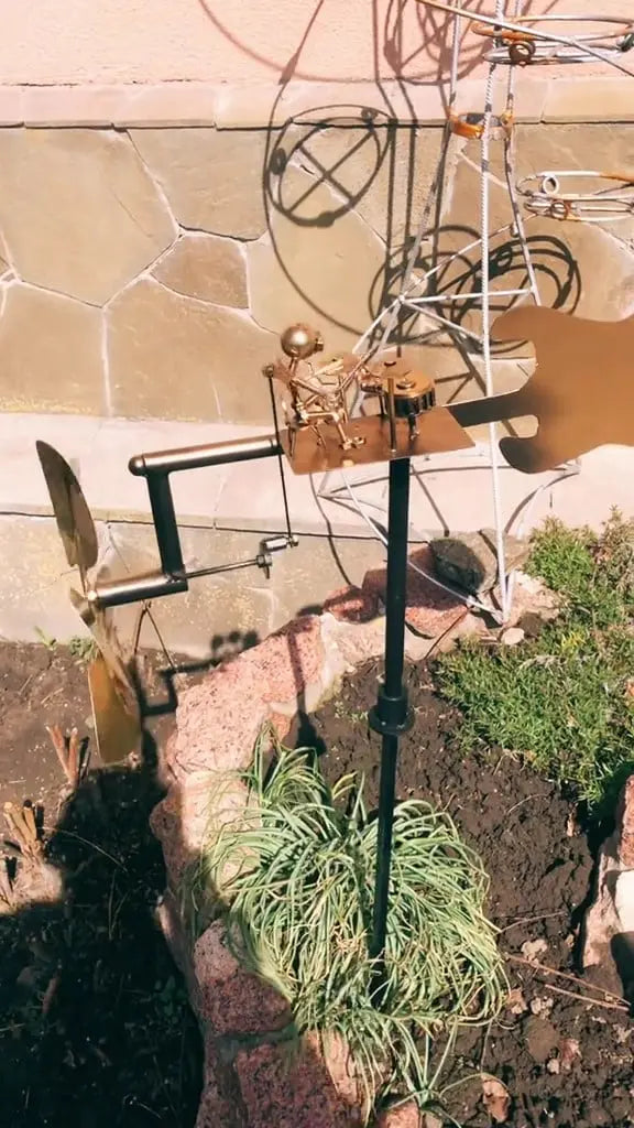 Mulino a Vento in Metallo "Rock Band" – Decorazione da Giardino Mobile con Carattere
