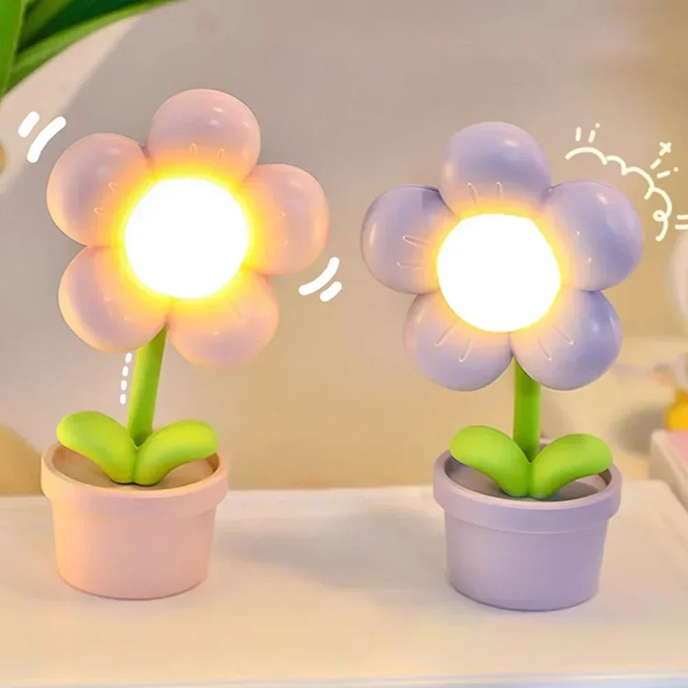Piccola lampada da tavolo fiorita - BlossomGlow