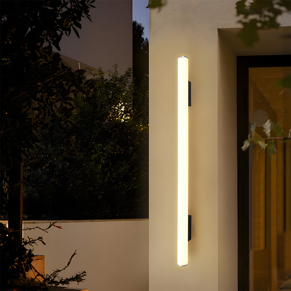 Omi | Lampada da Parete LED Lineare da Esterno con Grado di Protezione IP65 in Sei Lunghezze per Giardino, Patio e Ingresso