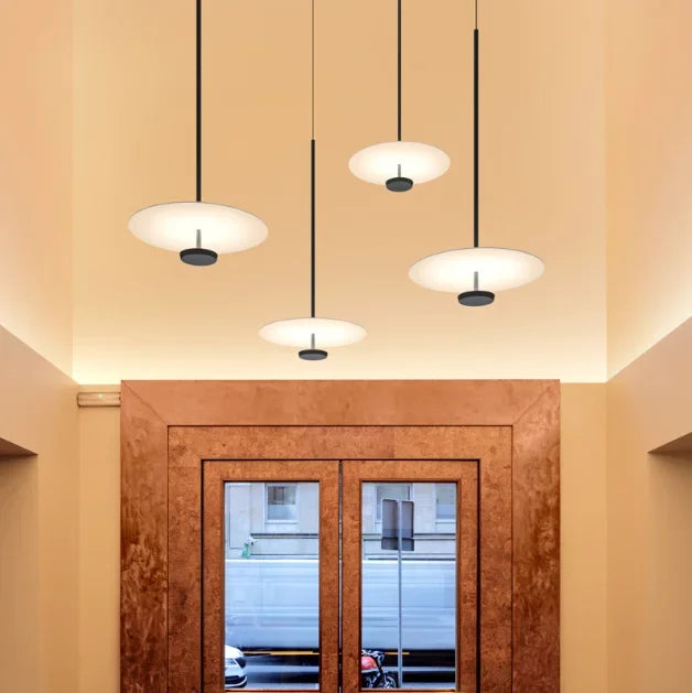 Lampada da soffitto ad arco moderno GlowCurve per decorazione della casa