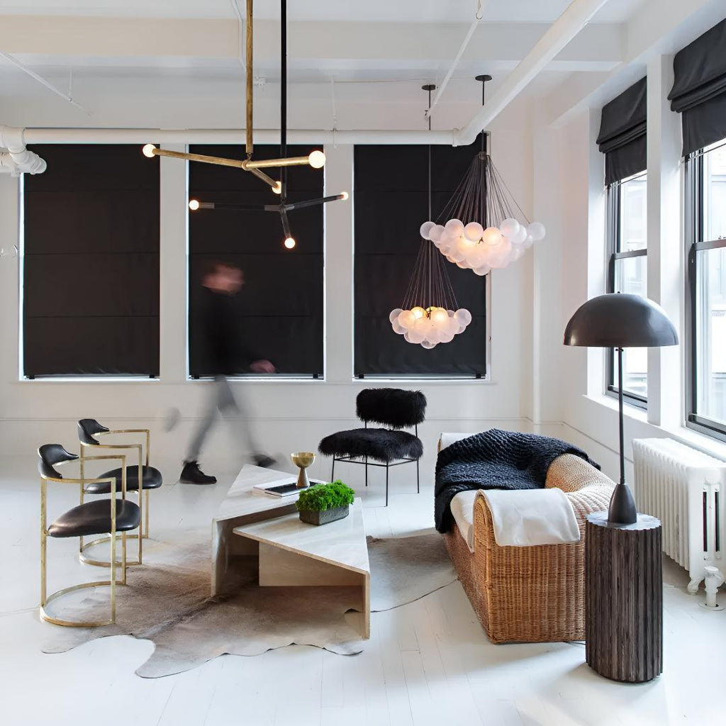 Candelabro Moderno a Bolle con Sfere di Vetro Satinato