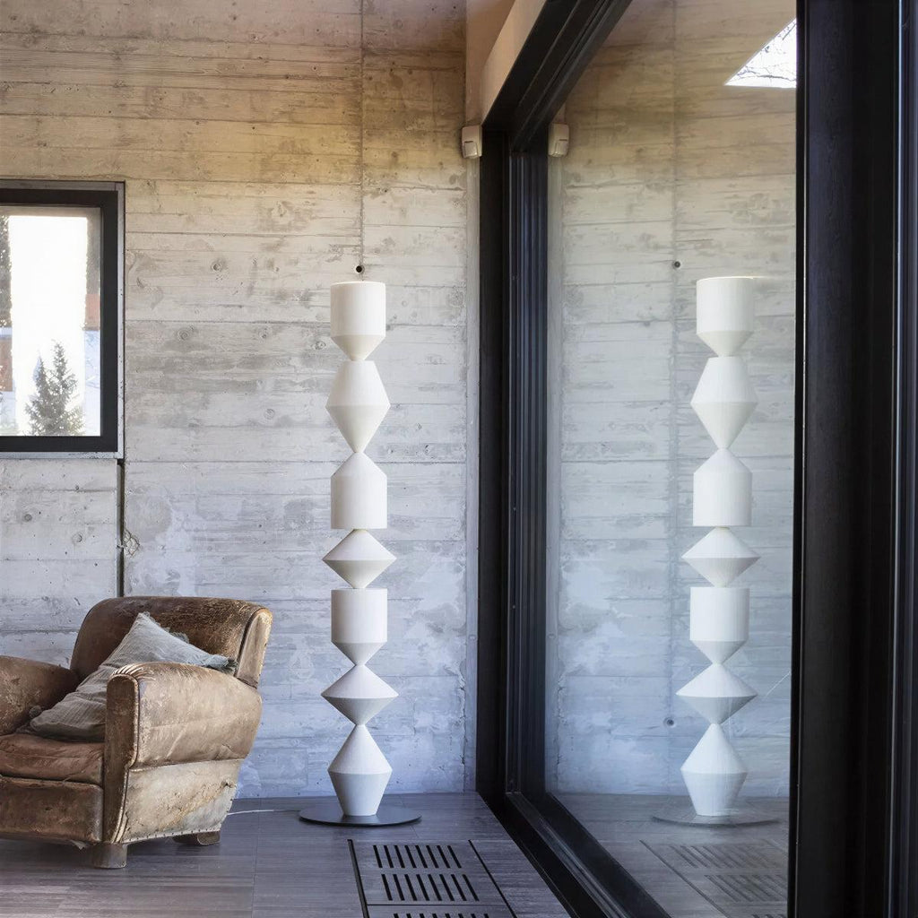 Lampada da Terra Moderna con Illuminazione Indiretta Scultorea