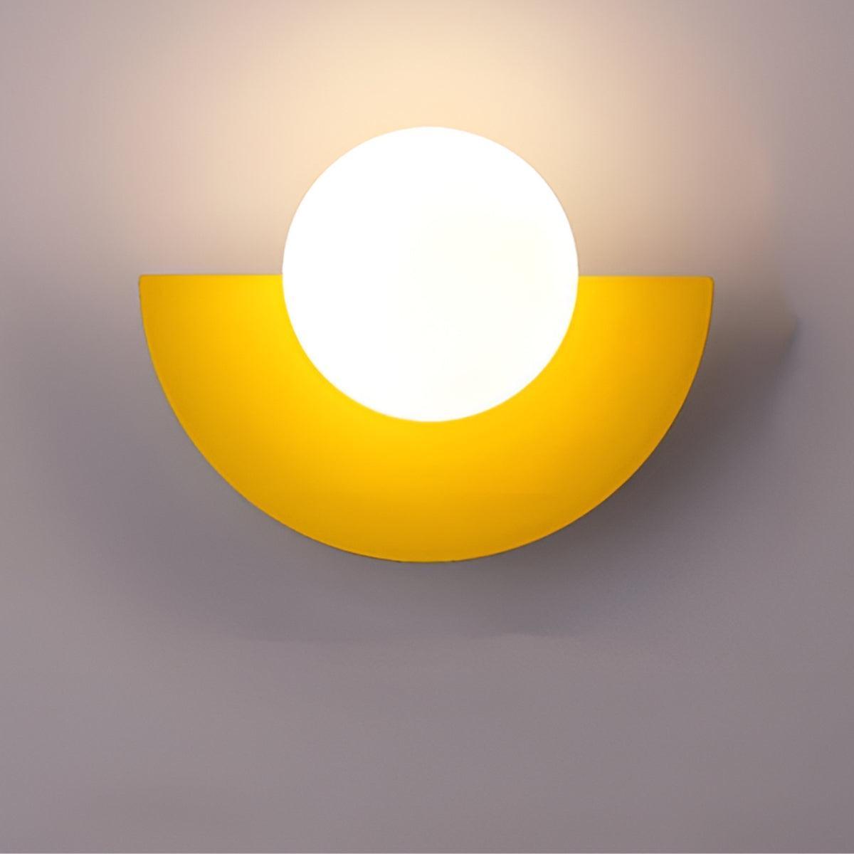 Applique da Parete Moderno Minimalista con Design della Lampadina a Mezzaluna
