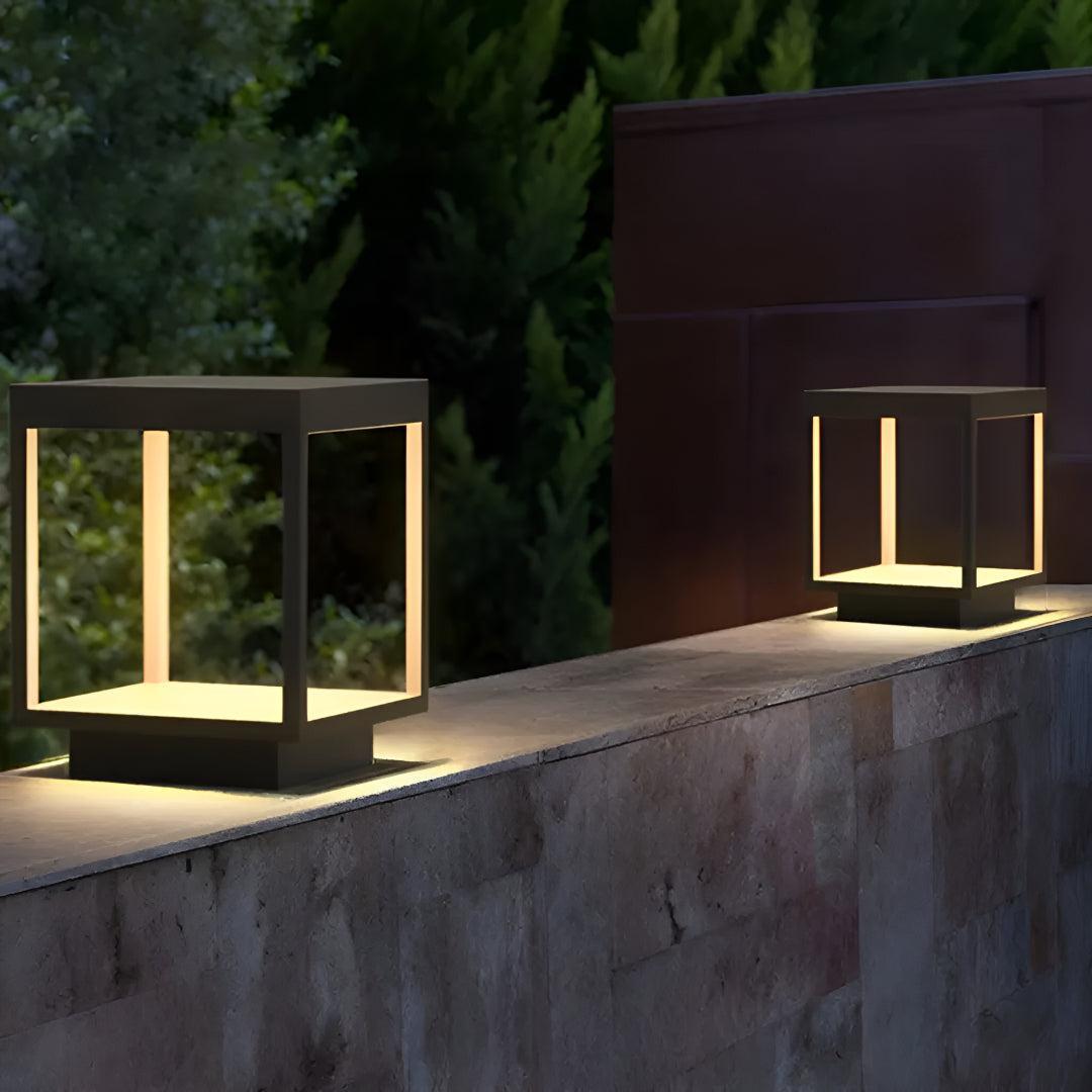 Moderna Lampada da Esterno Solare con Design a Struttura Aperta