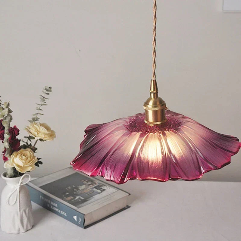 FloraShine Light - Elegante lampada a sospensione in vetro floreale