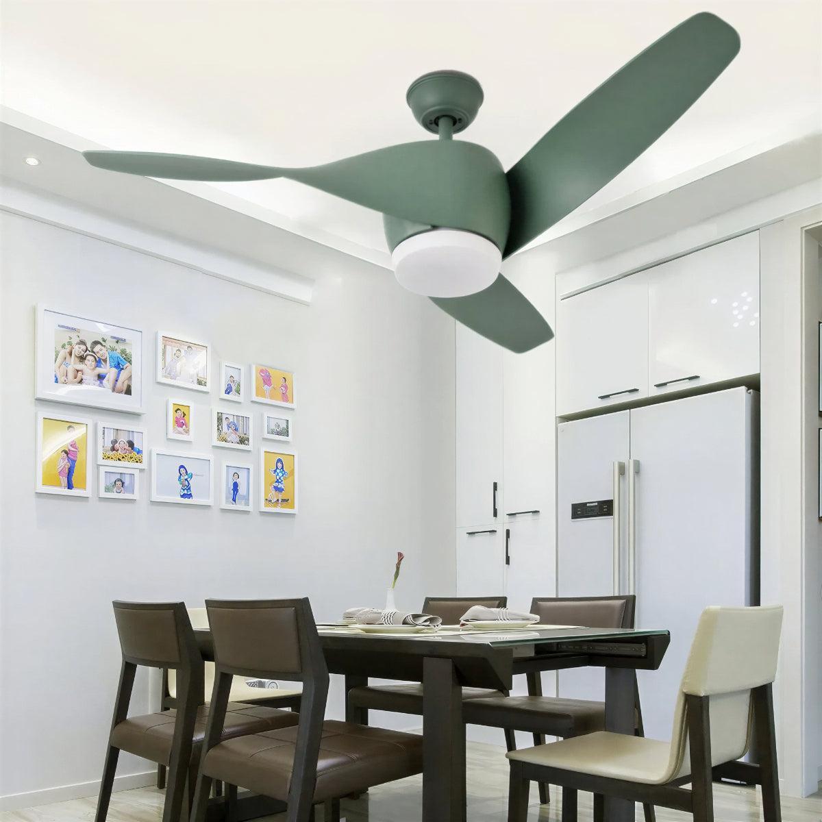 Ventilatore da soffitto moderno in legno curvato con luce