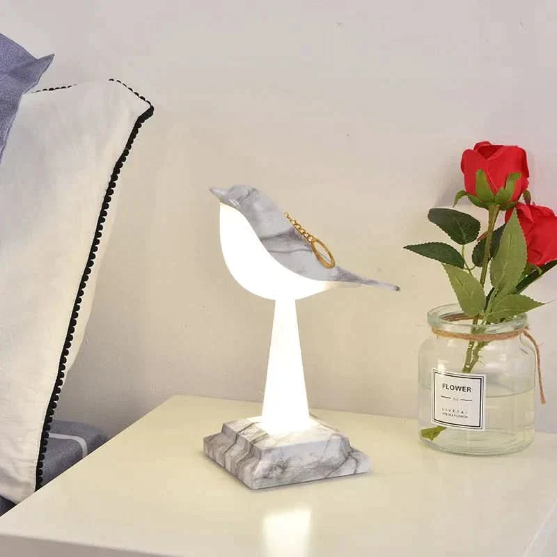 Lampada da Tavolo LED Ispirata all'Uccello Eclectus