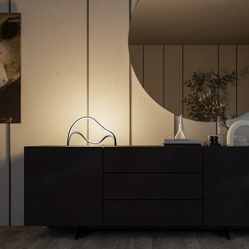 Noir Élégance - Lampada da Tavolo Moderna Nera con Finitura Opaca e Luce Calda