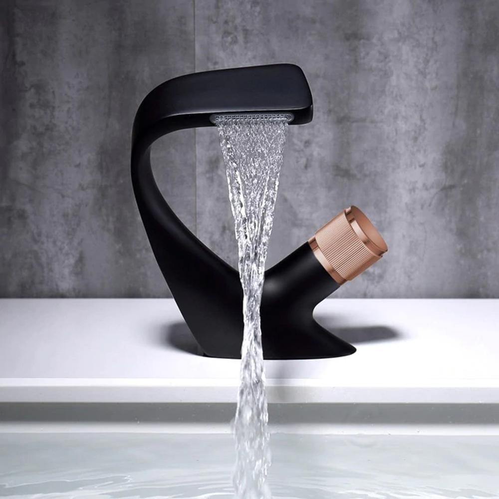AQUACASCADE Miscelatore da bagno – Moderno miscelatore a cascata in ottone massiccio